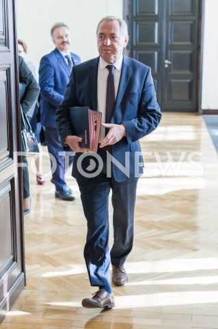  02.10.2018 WARSZAWA<br />POSIEDZENIE RADY MINISTROW<br />N/Z HENRYK KOWALCZYK<br /> 