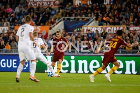  02.10.2018 ROMA / RZYM<br />
PILKA NOZNA - MECZ FAZY GRUPOWEJ LIGI MISTRZOW 2018/2019<br />
FOOTBALL - CHAMPIONS LEAGUE MATCH GROUP STAGE <br />
AS ROMA - VIKTORIA PLZEN<br />
N/Z {persons}<br />
 