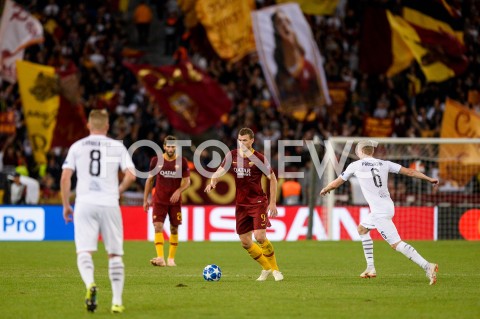  02.10.2018 ROMA / RZYM<br />
PILKA NOZNA - MECZ FAZY GRUPOWEJ LIGI MISTRZOW 2018/2019<br />
FOOTBALL - CHAMPIONS LEAGUE MATCH GROUP STAGE <br />
AS ROMA - VIKTORIA PLZEN<br />
N/Z EDIN DZEKO SYLWETKA<br />
 