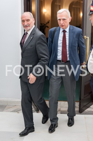  04.10.2018 WARSZAWA SEJM<br />POSIEDZENIE SEJMU<br />N/Z ANTONI MACIEREWICZ PIOTR NAIMSKI<br /> 
