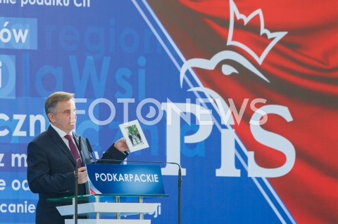  07.10.2018 RZESZOW ( JASIONKA )<br />SPOTKANIE WYBORCZE PIS Z UDZIALEM PREMIERA MATEUSZA MORAWIECKIEGO I PREZESA PIS JAROSLAWA KACZYNSKIEGO <br />N/Z WOJCIECH BUCZAK <br /> 