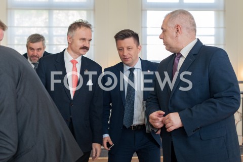  09.10.2018 WARSZAWA<br />POSIEDZENIE RADY MINISTROW<br />N/Z WALDEMAR PARUCH MICHAL DWORCZYK JACEK SASIN<br /> 