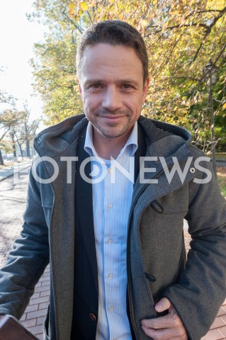  10.10.2018 WARSZAWA<br />BRIEFING RAFALA TRZASKOWSKIEGO NA TEMAT PISMA DO MINISTRA INWESTYCJI I ROZWOJU<br />N/Z RAFAL TRZASKOWSKI<br /> 