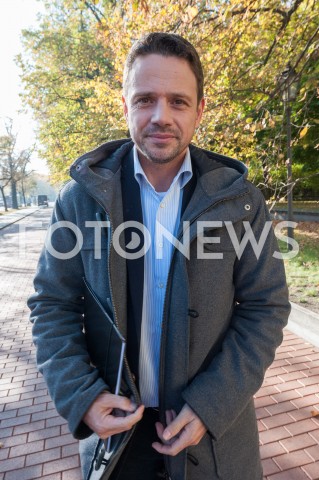  10.10.2018 WARSZAWA<br />BRIEFING RAFALA TRZASKOWSKIEGO NA TEMAT PISMA DO MINISTRA INWESTYCJI I ROZWOJU<br />N/Z RAFAL TRZASKOWSKI<br /> 