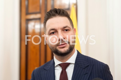 Briefing Patryka Jakiego nt. zobowiązań budowy nowych parkingów w Warszawie