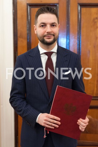  10.10.2018 WARSZAWA<br />BRIEFING PATRYKA JAKIEGO NA TEMAT NOWYCH ZOBOWIAZAN BUDOWA NOWYCH PARKINGOW W WARSZAWIE<br />N/Z PATRYK JAKI<br /> 