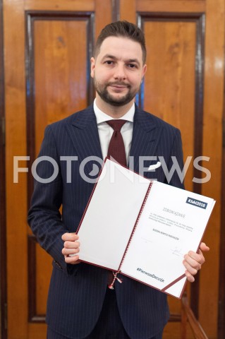  10.10.2018 WARSZAWA<br />BRIEFING PATRYKA JAKIEGO NA TEMAT NOWYCH ZOBOWIAZAN BUDOWA NOWYCH PARKINGOW W WARSZAWIE<br />N/Z PATRYK JAKI<br /> 