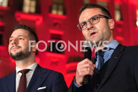  10.10.2018 WARSZAWA<br />SPACER PATRYKA JAKIEGO PO ULICY POZNANSKIEJ<br />N/Z PATRYK JAKI TOMASZ POREBA<br /> 