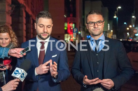  10.10.2018 WARSZAWA<br />SPACER PATRYKA JAKIEGO PO ULICY POZNANSKIEJ<br />N/Z PATRYK JAKI TOMASZ POREBA<br /> 