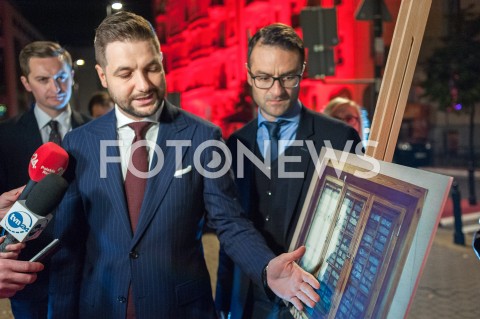  10.10.2018 WARSZAWA<br />SPACER PATRYKA JAKIEGO PO ULICY POZNANSKIEJ<br />N/Z PATRYK JAKI SEBASTIAN KALETA TOMASZ POREBA<br /> 