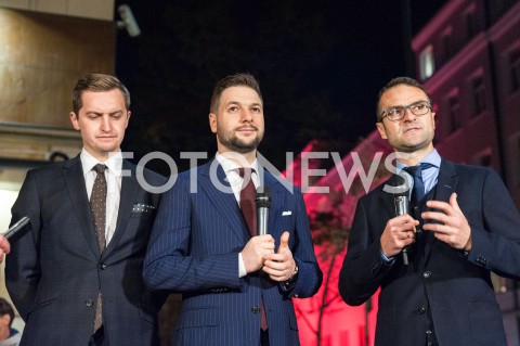  10.10.2018 WARSZAWA<br />SPACER PATRYKA JAKIEGO PO ULICY POZNANSKIEJ<br />N/Z PATRYK JAKI SEBASTIAN KALETA TOMASZ POREBA<br /> 