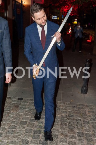  10.10.2018 WARSZAWA<br />SPACER PATRYKA JAKIEGO PO ULICY POZNANSKIEJ<br />N/Z PATRYK JAKI<br /> 