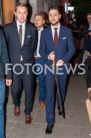  10.10.2018 WARSZAWA<br />SPACER PATRYKA JAKIEGO PO ULICY POZNANSKIEJ<br />N/Z PATRYK JAKI SEBASTIAN KALETA<br /> 