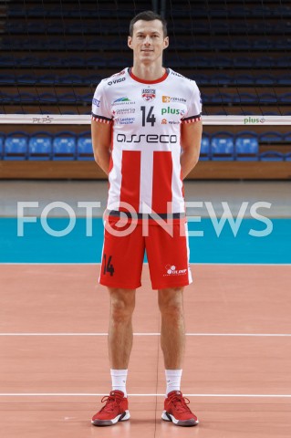  10.10.2018 RZESZOW <br />
SESJA ZDJECIOWA SIATKARZY ASSECO RESOVIA<br />
SEZON 2018/2019<br />
N/Z RAFAL BUSZEK <br />
 