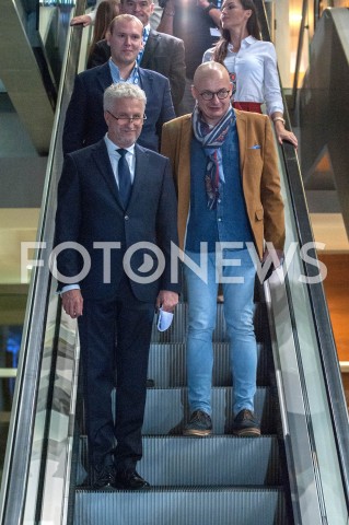  12.10.2018 WARSZAWA<br />DEBATA KANDYDATOW NA URZAD PREZYDENTA WARSZAWY<br />N/Z JACEK WOJCIECHOWICZ MICHAL KAMINSKI<br /> 