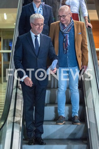  12.10.2018 WARSZAWA<br />DEBATA KANDYDATOW NA URZAD PREZYDENTA WARSZAWY<br />N/Z JACEK WOJCIECHOWICZ MICHAL KAMINSKI<br /> 