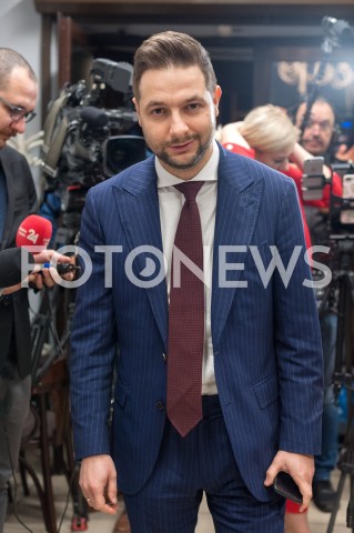  15.10.2018 WARSZAWA<br />BRIEFING PRASOWY PATRYKA JAKIEGO NA TEMAT KOMUNIKACJI W MADRYCIE<br />N/Z PATRYK JAKI<br /> 