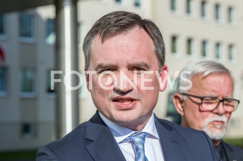  17.10.2018 RZESZOW<br />KONFERENCJA PRASOWA MINISTRA SPRAWIEDLIWOSCI ZBIGNIEWA ZIOBRO PRZED URZEDEM MARSZALKOWSKIM W RZESZOWIE<br />N/Z ZBIGNIEW ZIOBRO<br /> 