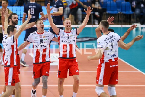  17.10.2018 RZESZOW<br />
SIATKOWKA PLUSLIGA 2018/2019 MEN VOLLEYBALL POLAND POLISH PLUS LIGA LEAGUE SEASON 2018/2019<br />
MECZ ASSECO RESOVIA RZESZOW - ONICO WARSZAWA <br />
N/Z DAVID SMITH JAKUB JAROSZ MATEUSZ MIKA RADOSC EMOCJE <br />
 