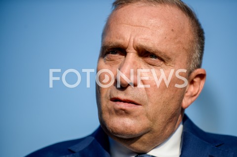  17.10.2018 GDANSK<br />KONFERENCJA PRASOWA PLATFORMY OBYWATELSKIEJ POD SIEDZIBA LOTOSU W GDANSKU<br />N/Z GRZEGORZ SCHETYNA PORTRET<br /> 