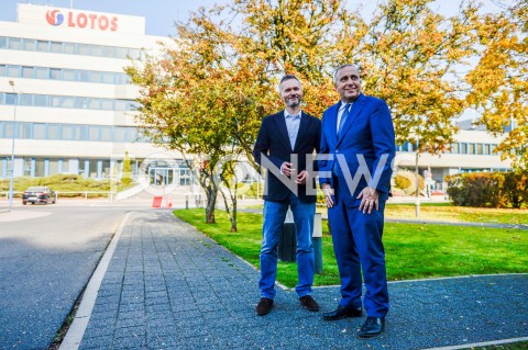 Konferencja Platformy Obywatelskiej pod siedzibą Lotos w Gdańsku