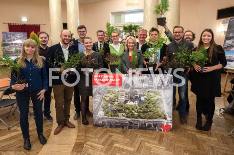  18.10.2018 WARSZAWA<br />PODSUMOWANIE KAMPANII WYBORCZEJ JANA SPIEWAKA POSIEDZENIE RADY WARSZAWY<br />N/Z JAN SPIEWAK PAULINA PIECHNA WIECKIEWICZ KAROL PERKOWSKI ANNA AMSTERDAMSKA AGNIESZKA NOWAK JUSTYNA DRATH PATRYK BIELECKI SEBASTIAN LISZKA ALEKSANDRA KOLECZEK AGNIESZKA NOWA BRAJAN SZELIGA SYLWESTER KORZEN JASMINA ROZANSKA TOMASZ LEC<br /> 