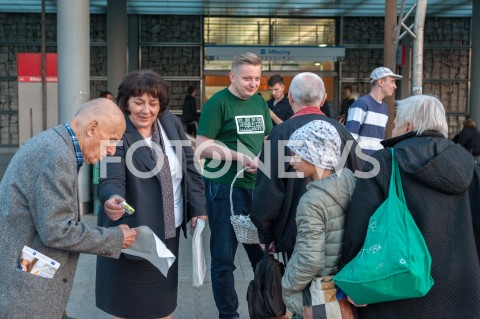  18.10.2018 WARSZAWA<br />PODSUMOWANIE KAMPANII WYBORCZEJ JAKUBA STEFANIAKA<br />N/Z JAKUB STEFANIAK MARIA DUDZIK<br /> 