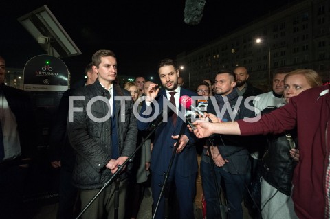  18.10.2018 WARSZAWA<br />AKCJA 36IMPULSOW PATRYKA JAKIEGO 12 IMPULS PARKINGI<br />N/Z PATRYK JAKI PIOTR GUZIAL SEBASTIAN KALETA<br /> 