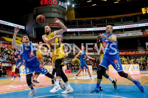  20.10.2018 GDANSK<br />
KOSZYKOWKA - ENERGA BASKET LIGA SEZON 2018/2019<br />
MECZ TREFL SOPOT - ANWIL WLOCLAWEK<br />
N/Z MICHAL MICHALAK PAWEL LEONCZYK SZYMON SZEWCZYK<br />
 