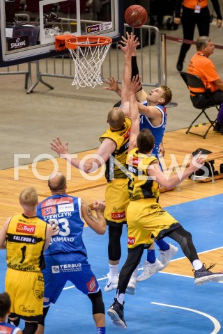  20.10.2018 GDANSK<br />
KOSZYKOWKA - ENERGA BASKET LIGA SEZON 2018/2019<br />
MECZ TREFL SOPOT - ANWIL WLOCLAWEK<br />
N/Z MATEUSZ KOSTRZEWSKI PAWEL LEONCZYK DAMIAN JESZKE<br />
 