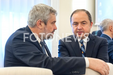  23.10.2018 WARSZAWA<br />KANCELARIA PREZESA RADY MINISTROW<br />POSIEDZENIE RADY MINISTROW RZADU<br />N/Z JAN KRZYSZTOF ARDANOWSKI KONRAD SZYMANSKI<br /> 