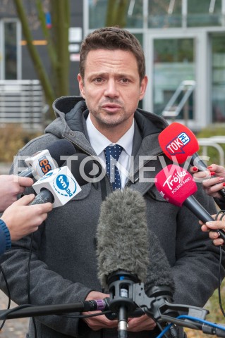  24.10.2018 WARSZAWA<br />KONFERENCJA PREZYDENTA ELEKTA RAFALA TRZASKOWSKIEGO NA BRODNIE<br />N/Z RAFAL TRZASKOWSKI<br /> 