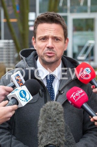  24.10.2018 WARSZAWA<br />KONFERENCJA PREZYDENTA ELEKTA RAFALA TRZASKOWSKIEGO NA BRODNIE<br />N/Z RAFAL TRZASKOWSKI<br /> 