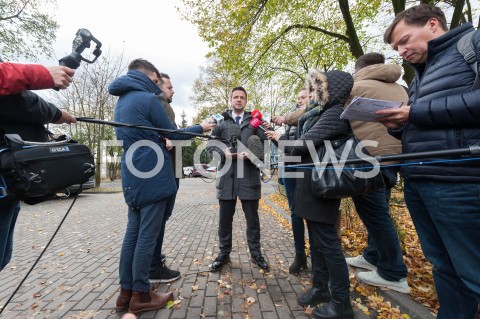  24.10.2018 WARSZAWA<br />KONFERENCJA PREZYDENTA ELEKTA RAFALA TRZASKOWSKIEGO NA BRODNIE<br />N/Z RAFAL TRZASKOWSKI<br /> 