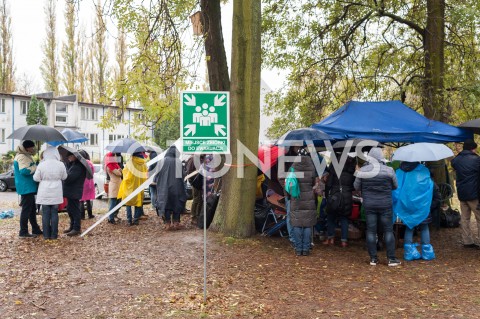  25.10.2018 WARSZAWA<br />KOLEJNY DZIEN STRAJKU PILOTOW I PERSONELU POKLADOWEGO POLSKICH LINII LOTNICZYCH LOT<br />N/Z UCZESTNICY WYDARZENIA MANIFESTANCI<br /> 