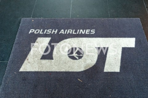  25.10.2018 WARSZAWA<br />KOLEJNY DZIEN STRAJKU PILOTOW I PERSONELU POKLADOWEGO POLSKICH LINII LOTNICZYCH LOT<br />N/Z WYCIERACZKA POLISH AIRLINES LOT<br /> 