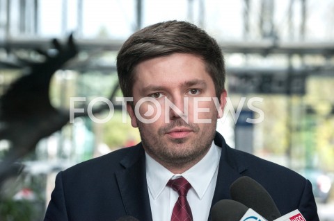  26.10.2018 WARSZAWA<br />DZIEWIATY DZIEN STRAJKU PRACOWNIKOW PLL LOT<br />N/Z ADRIAN KUBICKI RZECZNIK PLL LOT<br /> 