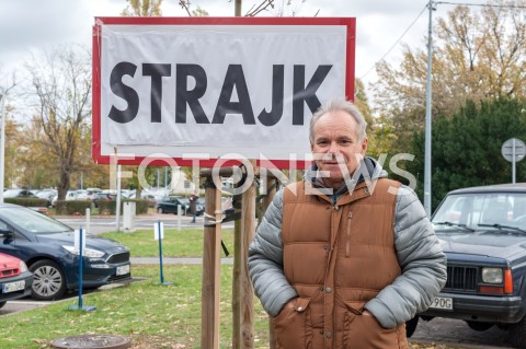  26.10.2018 WARSZAWA<br />DZIEWIATY DZIEN STRAJKU PRACOWNIKOW PLL LOT<br />N/Z ADAM RZESZOT SZEF ZWIAZKU ZAWODOWEGO PILOTOW PLL LOT<br /> 