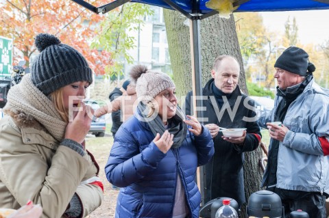  26.10.2018 WARSZAWA<br />DZIEWIATY DZIEN STRAJKU PRACOWNIKOW PLL LOT<br />N/Z MONIKA ZELAZIK PRZEWODNICZACA ZWIAZKU ZAWODOWEGO PERSONELU POKLADOWEGO I LOTNICZEGO<br /> 