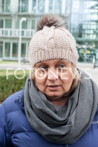  26.10.2018 WARSZAWA<br />DZIEWIATY DZIEN STRAJKU PRACOWNIKOW PLL LOT<br />N/Z MONIKA ZELAZIK PRZEWODNICZACA ZWIAZKU ZAWODOWEGO PERSONELU POKLADOWEGO I LOTNICZEGO<br /> 