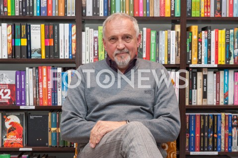  26.10.2018 WARSZAWA<br />PISARZ JUSSI ADLER OLSEN W KSIEGARNI KOREKTY<br />N/Z JUSSI ADLER OLSEN<br /> 