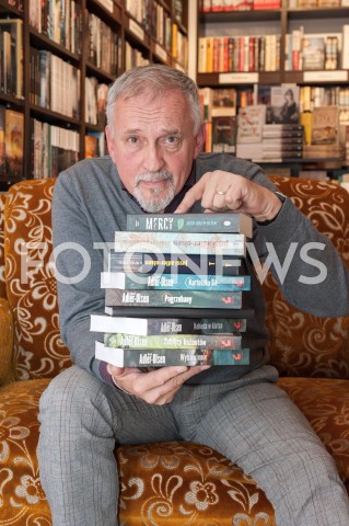  26.10.2018 WARSZAWA<br />PISARZ JUSSI ADLER OLSEN W KSIEGARNI KOREKTY<br />N/Z JUSSI ADLER OLSEN<br /> 