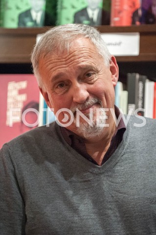  26.10.2018 WARSZAWA<br />PISARZ JUSSI ADLER OLSEN W KSIEGARNI KOREKTY<br />N/Z JUSSI ADLER OLSEN<br /> 