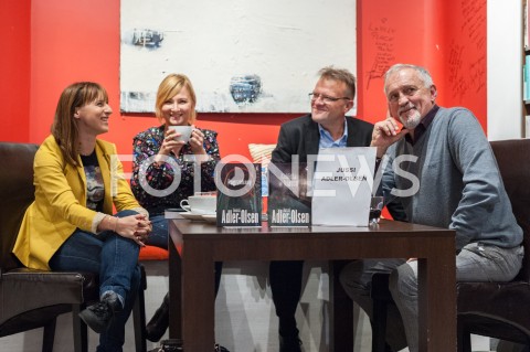  26.10.2018 WARSZAWA<br />PISARZ JUSSI ADLER OLSEN W KSIEGARNI KOREKTY<br />N/Z JUSSI ADLER OLSEN JUSTYNA SUCHECKA NATALIA SZOSTAK<br /> 