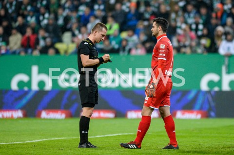  27.10.2018 GDANSK<br />
PILKA NOZNA - EKSTRAKLASA SEZON 2018/2019<br />
MECZ LECHIA GDANSK - ARKA GDYNIA<br />
N/Z BARTOSZ FRANKOWSKI ZLATAN ALOMEROVIC ZOLTA KARTKA RZUT KARNY<br />
 