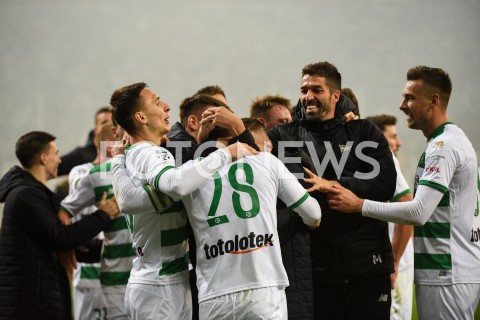  27.10.2018 GDANSK<br />
PILKA NOZNA - EKSTRAKLASA SEZON 2018/2019<br />
MECZ LECHIA GDANSK - ARKA GDYNIA<br />
N/Z FLAVIO PAIXAO ARTUR SOBIECH RADOSC BRAMKA GOL NA 2:1 WYGRANA EMOCJE<br />
 