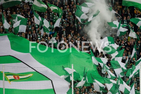  27.10.2018 GDANSK<br />
PILKA NOZNA - EKSTRAKLASA SEZON 2018/2019<br />
MECZ LECHIA GDANSK - ARKA GDYNIA<br />
N/Z KIBICE LECHIA GDANSK FLAGI OPRAWA<br />
 