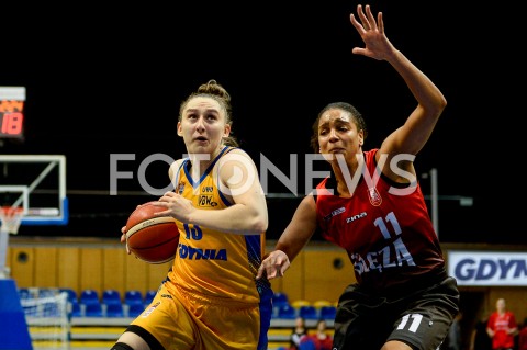  28.10.2018 GDYNIA<br />
KOSZYKOWKA - ENERGA BASKET LIGA KOBIET SEZON 2018/2019<br />
MECZ ARKA GDYNIA - KS SLEZA WROCLAW<br />
N/Z ANNA MAKURAT CIERRA BURDICK<br />
 