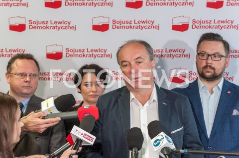  29.10.2018 WARSZAWA<br />BRIEFING PRASOWY SLD NA TEMAT DEMENTI O WSPOLPRACY KOALICJI Z PIS<br />N/Z WLODZIMIERZ CZARZASTY ANNA MARIA ZUKOWSKA<br /> 