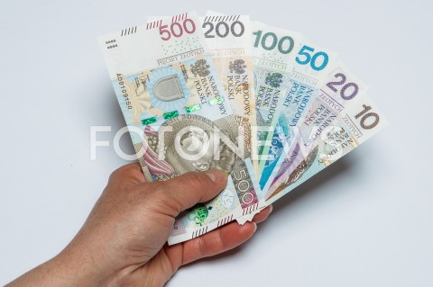  29.10.2018 RZESZOW<br />ZDJECIE ILUSTRACYJNE<br />PIENIADZE<br />N/Z BANKNOTY PIENIADZE<br /> 